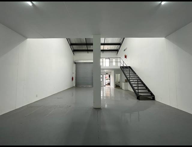 146M² WAREHOUSE FOR SALE IN BARBEQUE DOWNS